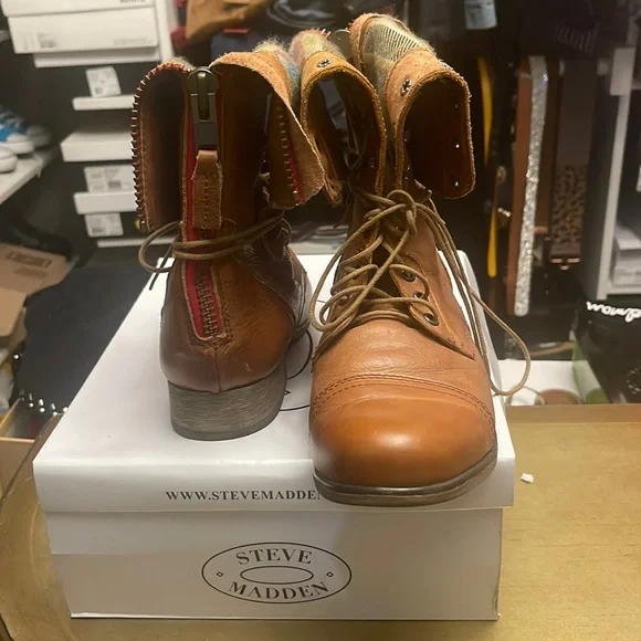 Troopa plaid Boot - Picture 2 of 6